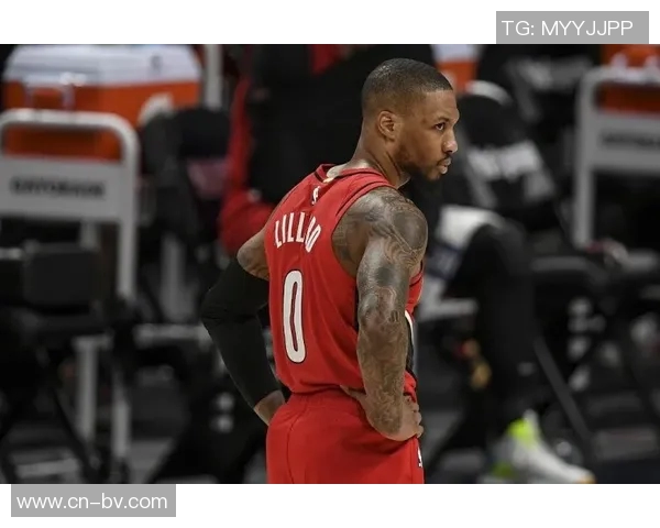 杨瀚森背打遭鲍威尔包夹帽掉乐福关键三分救球队逆转胜利